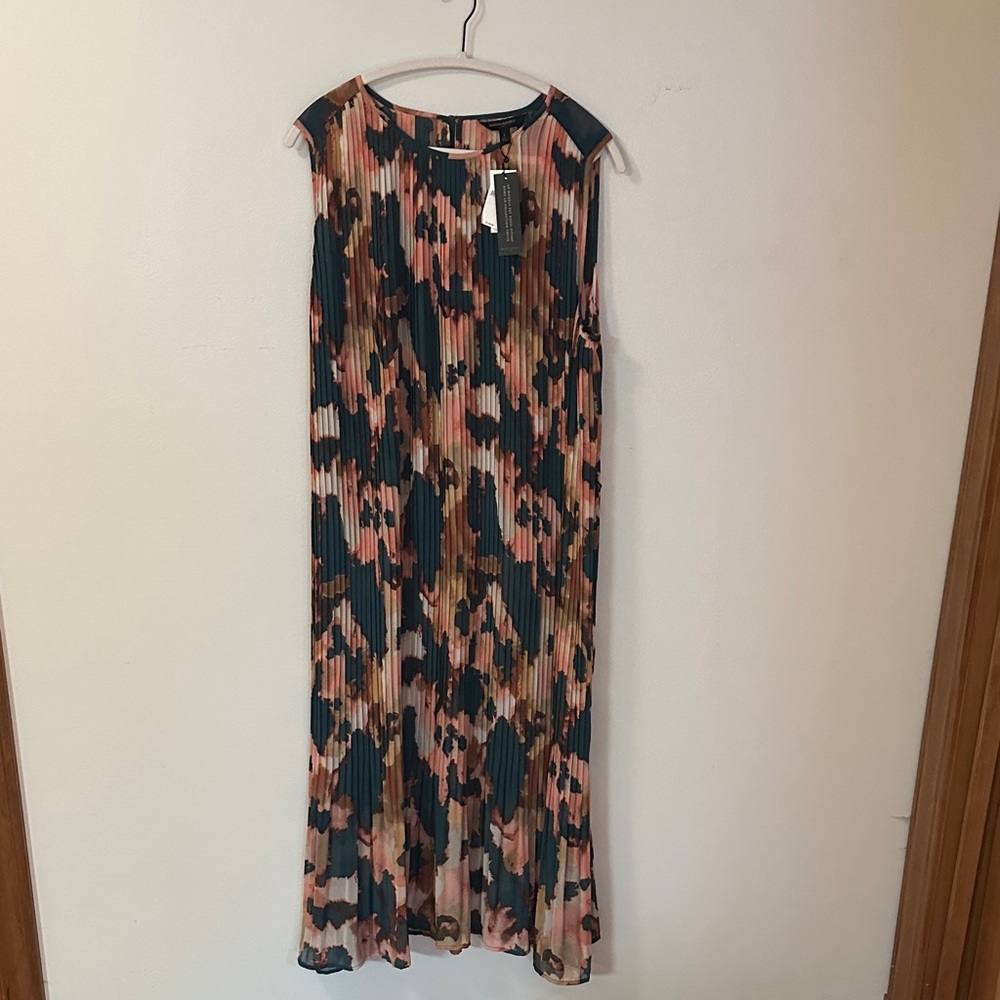 Banana Republic Multicolor Pleated Midi Dress